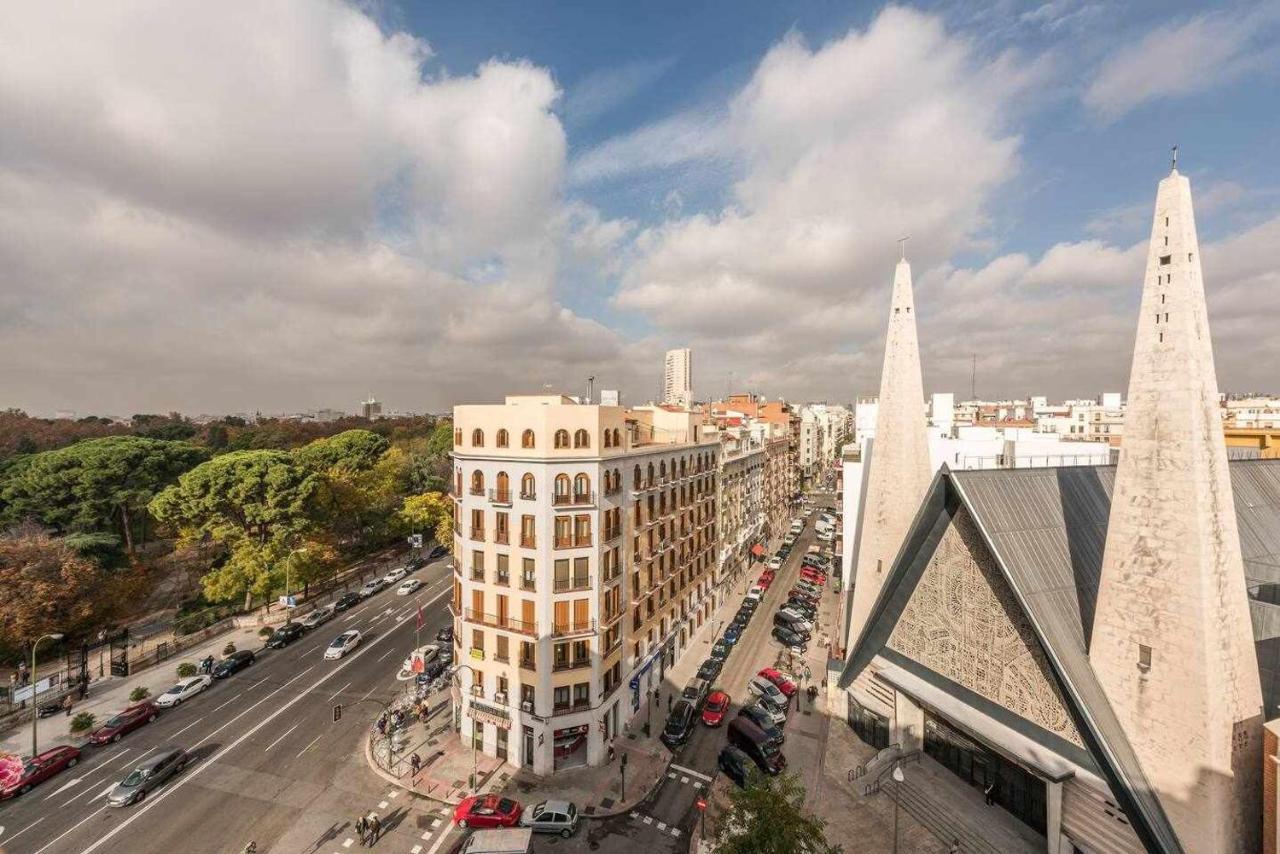 מדריד Apartmento De Lujo Retiro Barrio De Salamanca מראה חיצוני תמונה