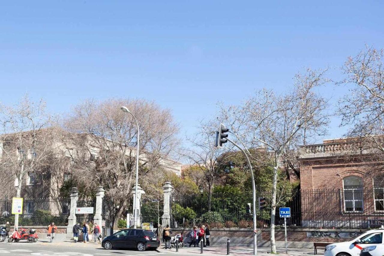מדריד Apartmento De Lujo Retiro Barrio De Salamanca מראה חיצוני תמונה